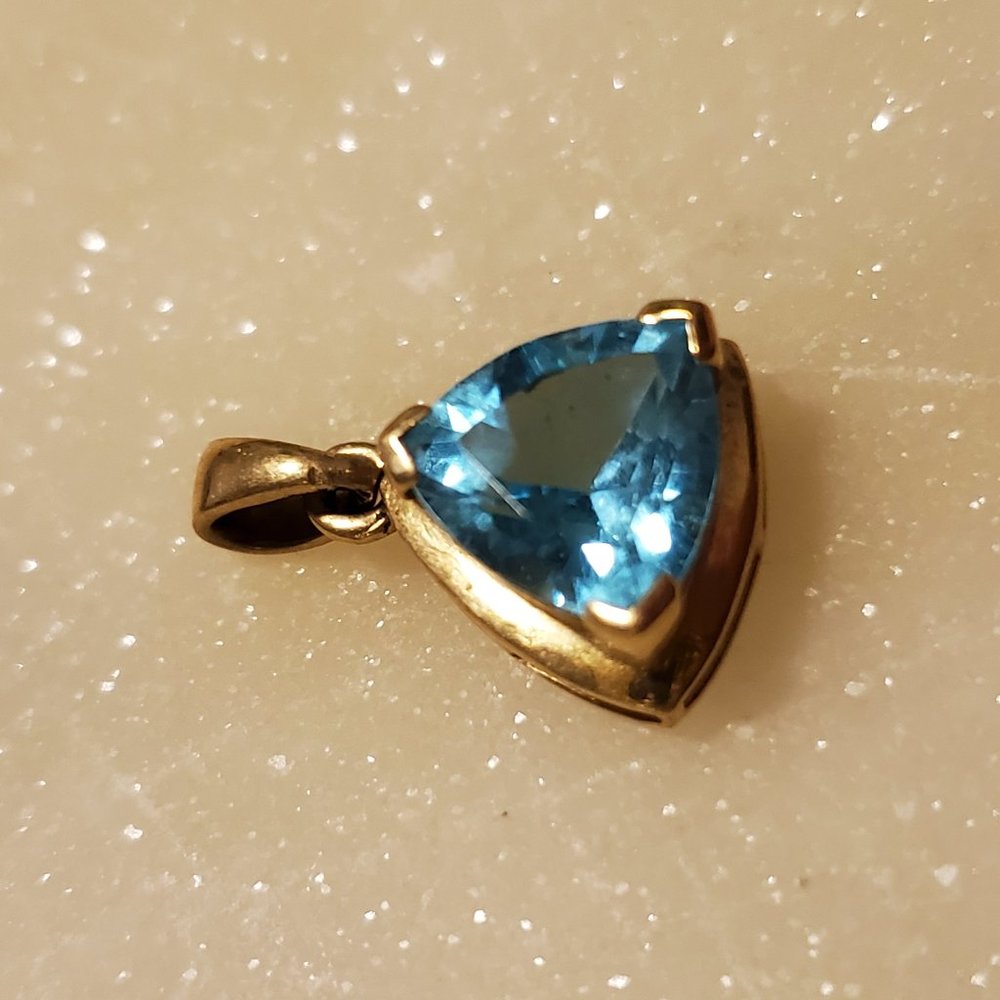 10K Yellow Gold Blue Topaz Triangle Cut Pendant